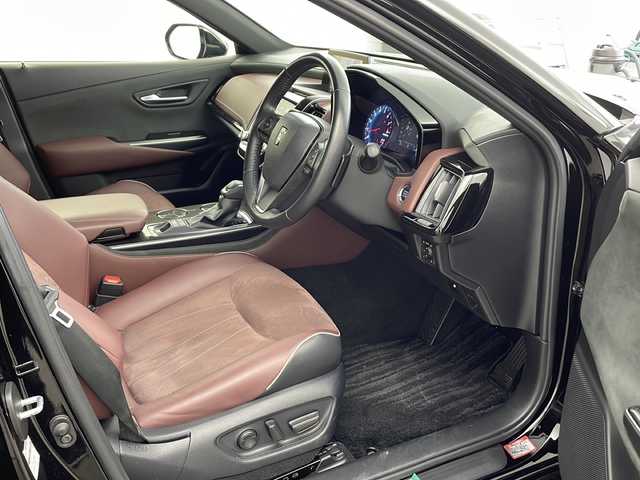 トヨタ クラウン RS アドバンス 兵庫県 2019(平31)年 4.3万km ブラック ・純正ナビ&CD&TV&BT&USB&SD&Miracast/・アラウンドビューモニター/・ビルトインETC2.0/・3眼LEDライト/・RS-Rダウンサス/・SSR21インチアルミホイール/・LEDシーケンシャルターンランプ/・ガナドールマフラー/・トヨタセーフティセンス/・プリクラッシュセーフティ/・ブラインドスポットモニター/・レーンディパーチャーアラート/・クリアランスソナー/・オートハイビーム/・オートライト/・レーダークルーズコントロール/・デジタルインナーミラー/・合皮スエードコンビシート/・前席シートヒーター/・ステアリングヒーター/・ドアミラーヒーター/・nanoe/・スマートキー/・ヘッドアップディスプレイ/・アイドリングストップ/・パーキングアシスト/・LEDフォグ
