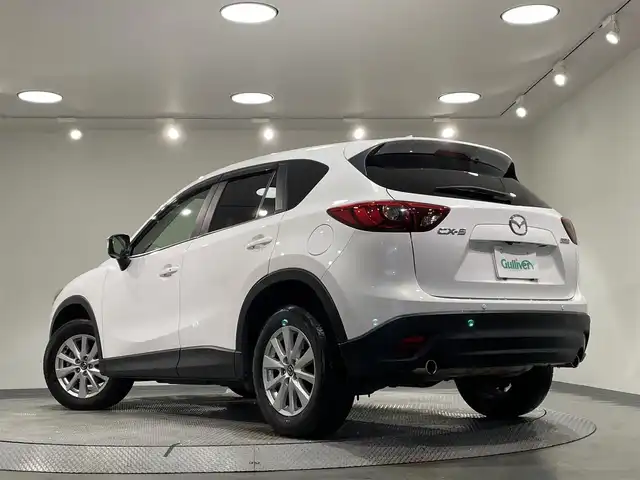 マツダ ＣＸ－５ XD Lパッケージ 愛知県 2015(平27)年 13.3万km クリスタルホワイトパールマイカ 純正ナビ/・AM/FM/CD/DVD/Bluetooth/・フルセグテレビ/衝突被害軽減ブレーキ/ブラインド・スポット・モニタリング/車線逸脱警報システム/トラクションコントロールシステム/バックカメラ/ETC/ドライブレコーダー/アイ・ストップ（ｉ－ｓｔｏｐ）/レザーシート/シートヒーター（D席＋N席）/パワーシート（D席＋N席）/純正17インチアルミホイル/LEDヘッドライト/オートライト/オートエアコン/スマートキー/スペアキー/プッシュスタートボタン/純正フロアマット/保証書/取扱説明書