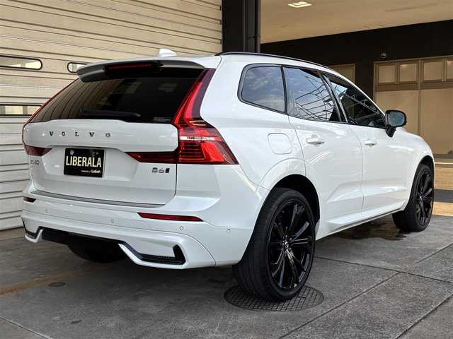 ボルボ ボルボ ＸＣ６０ B6 AWD Rデザイン 愛知県 2022(令4)年 5.1万km クリスタルホワイトP Ｂ＆Ｗサウンド　/パノラミックＳ／Ｒ　/ハーフレザー　/シートヒーター　/ＡｐｐｌｅＣａｒＰｌａｙ/ＡｎｄｒｏｉｄＡｕｔｏ　/３６０度カメラ　/Ｂｌｕｅｔｏｏｔｈ　/ブラックＡＷ　/ACC/LKA/LDW/BSM/パワーシート　/ＥＴＣ　/ドライブレコーダー