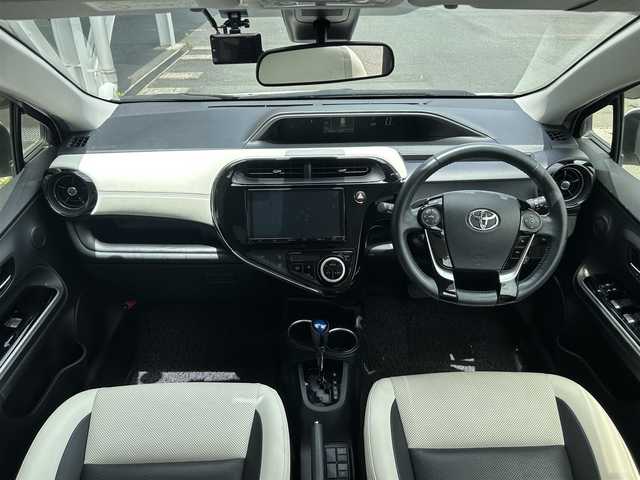 トヨタ アクア G ソフトレザーセレクション 静岡県 2019(平31)年 5.8万km ホワイトパールクリスタルシャイン