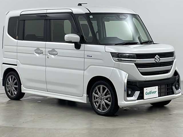 スズキ スペーシア カスタム HYBRID XS 道央・札幌 2024(令6)年 0.6万km ピュアホワイトP ・4WD/・社外ナビ&CD&DVD&SD&BT&TV/・両側パワースライドドア/・スズキセーフティサポート/・衝突軽減ブレーキ/・車線逸脱抑制機能/・標識認識機能/・アダプティブクルーズコントロール/・パーキングセンサー/・オートマチックハイビーム/・ヘッドアップディスプレイ/・ハーフレザーシート/・前席シートヒーター/・ステアリングヒーター/・ドアミラーヒーター/・LEDヘッドライト/・LEDフォグランプ/・オートライト/・純正フロアマット/・スマートキー/・スペアキー/・社外15インチAW