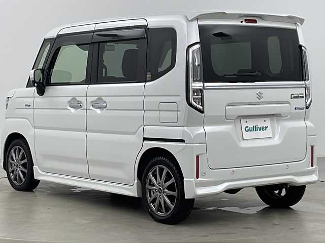 スズキ スペーシア カスタム HYBRID XS 道央・札幌 2024(令6)年 0.6万km ピュアホワイトP ・4WD/・社外ナビ&CD&DVD&SD&BT&TV/・両側パワースライドドア/・スズキセーフティサポート/・衝突軽減ブレーキ/・車線逸脱抑制機能/・標識認識機能/・アダプティブクルーズコントロール/・パーキングセンサー/・オートマチックハイビーム/・ヘッドアップディスプレイ/・ハーフレザーシート/・前席シートヒーター/・ステアリングヒーター/・ドアミラーヒーター/・LEDヘッドライト/・LEDフォグランプ/・オートライト/・純正フロアマット/・スマートキー/・スペアキー/・社外15インチAW