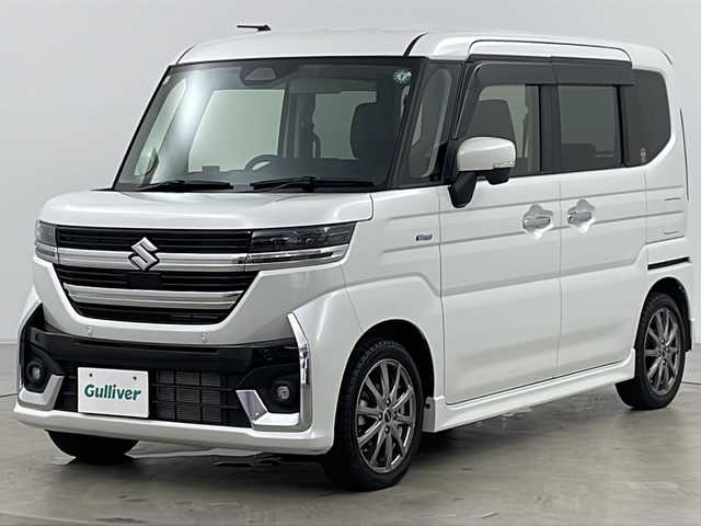 スズキ スペーシア カスタム HYBRID XS 道央・札幌 2024(令6)年 0.6万km ピュアホワイトP ・4WD/・社外ナビ&CD&DVD&SD&BT&TV/・両側パワースライドドア/・スズキセーフティサポート/・衝突軽減ブレーキ/・車線逸脱抑制機能/・標識認識機能/・アダプティブクルーズコントロール/・パーキングセンサー/・オートマチックハイビーム/・ヘッドアップディスプレイ/・ハーフレザーシート/・前席シートヒーター/・ステアリングヒーター/・ドアミラーヒーター/・LEDヘッドライト/・LEDフォグランプ/・オートライト/・純正フロアマット/・スマートキー/・スペアキー/・社外15インチAW