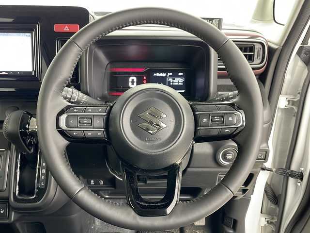スズキ スペーシア カスタム HYBRID XS 道央・札幌 2024(令6)年 0.6万km ピュアホワイトP ・4WD/・社外ナビ&CD&DVD&SD&BT&TV/・両側パワースライドドア/・スズキセーフティサポート/・衝突軽減ブレーキ/・車線逸脱抑制機能/・標識認識機能/・アダプティブクルーズコントロール/・パーキングセンサー/・オートマチックハイビーム/・ヘッドアップディスプレイ/・ハーフレザーシート/・前席シートヒーター/・ステアリングヒーター/・ドアミラーヒーター/・LEDヘッドライト/・LEDフォグランプ/・オートライト/・純正フロアマット/・スマートキー/・スペアキー/・社外15インチAW
