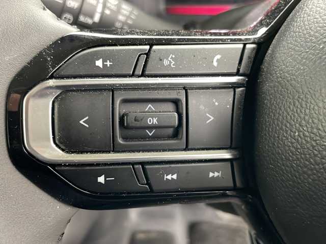 スズキ スペーシア カスタム HYBRID XS 道央・札幌 2024(令6)年 0.6万km ピュアホワイトP ・4WD/・社外ナビ&CD&DVD&SD&BT&TV/・両側パワースライドドア/・スズキセーフティサポート/・衝突軽減ブレーキ/・車線逸脱抑制機能/・標識認識機能/・アダプティブクルーズコントロール/・パーキングセンサー/・オートマチックハイビーム/・ヘッドアップディスプレイ/・ハーフレザーシート/・前席シートヒーター/・ステアリングヒーター/・ドアミラーヒーター/・LEDヘッドライト/・LEDフォグランプ/・オートライト/・純正フロアマット/・スマートキー/・スペアキー/・社外15インチAW