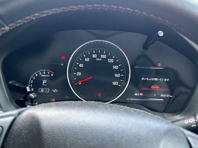 ホンダ ヴェゼル ツーリング・ホンダセンシング 和歌山県 2019(令1)年 5.7万km プレミアムクリスタルレッドM 社外ナビ/フルセグTV/（AM/FM/CD/DVD/Bluetooth/USB）/衝突軽減ブレーキ/レーンキープ/横滑り防止/クルーズコントロール/パドルシフト/ETC/ドライブレコーダー/オートライト/フォグランプ/スマートキー/プッシュスタート/ハンドルスイッチ/純正フロアマット/純正AW/革巻ハンドル/社外マフラー