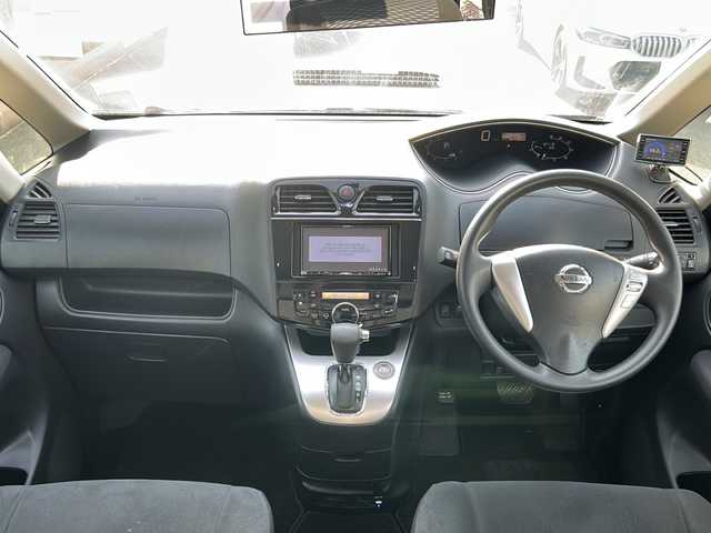 日産 セレナ 20X 福島県 2012(平24)年 6.8万km スーパーブラック 4WD ナビ フルセグTV USB接続 バックカメラ 左側パワースライドドア オートクルーズ LEDヘッドライト オートライト 横滑り防止装置 アルミホイール アイドリングストップ スマートキー