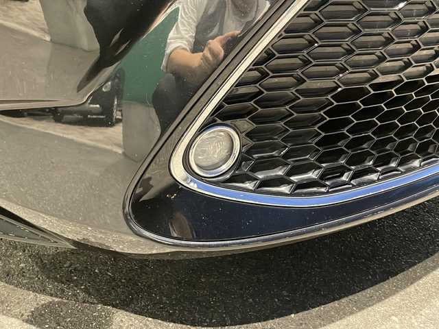 トヨタ カローラツーリング ハイブリッド ダブルバイビー 福島県 2021(令3)年 7.4万km ブラックマイカ 純正ナビ/CD/DVD、フルセグTV、ミュージックプレイヤー、BT/スマートキー/スペアキー/プッシュスタート/ドライブレコーダー/純正フロアマット/バックカメラ/純正AW/オートライト/レーンキープアシスト/コーナーセンサー/ABH/電格ミラー/ETC