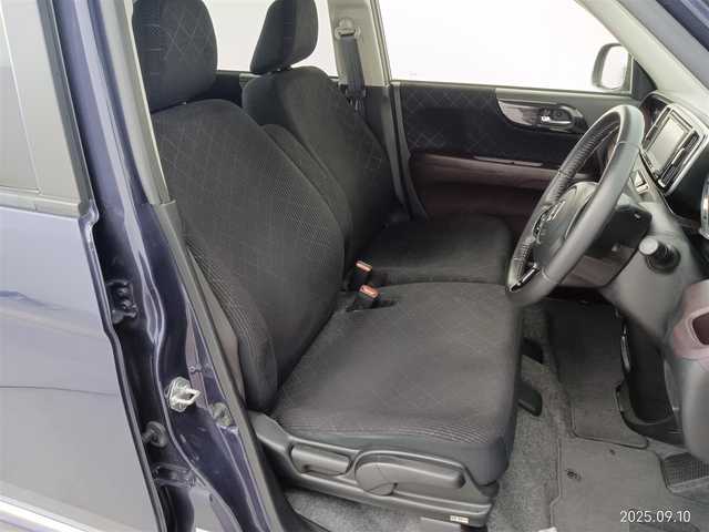 ホンダ Ｎ ＯＮＥ プレミアム Lパッケージ 愛知県 2013(平25)年 8.7万km プレミアムブルームーンパール 【(株)IDOMが運営する【じしゃロン名古屋鳴海店】の自社ローン対象車両になります。こちらは現金ご利用時の価格です。自社ローンご希望の方は別途その旨お申付け下さい。】/7型SDナビ(AVIC-MRZ2009）/　AM　FM　CD　DVD　フルセグTV/カーテンエアバック/ウィンカーミラー/電動格納ミラー/ステアスイッチ/純正フロアマット/１５インチアルミ/革巻きステア/フォグライト/バックカメラ/LEDライト/オートライト