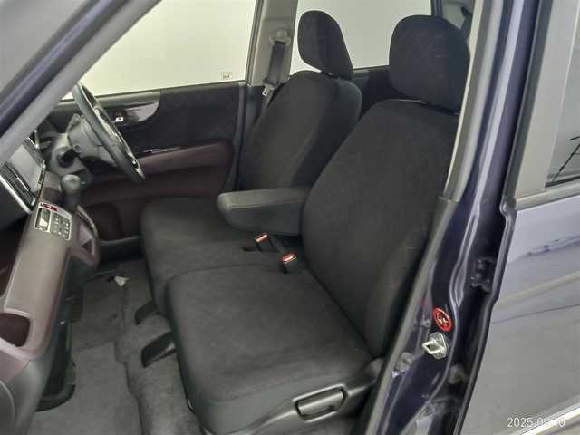 ホンダ Ｎ ＯＮＥ プレミアム Lパッケージ 愛知県 2013(平25)年 8.7万km プレミアムブルームーンパール 【(株)IDOMが運営する【じしゃロン名古屋鳴海店】の自社ローン対象車両になります。こちらは現金ご利用時の価格です。自社ローンご希望の方は別途その旨お申付け下さい。】/7型SDナビ(AVIC-MRZ2009）/　AM　FM　CD　DVD　フルセグTV/カーテンエアバック/ウィンカーミラー/電動格納ミラー/ステアスイッチ/純正フロアマット/１５インチアルミ/革巻きステア/フォグライト/バックカメラ/LEDライト/オートライト