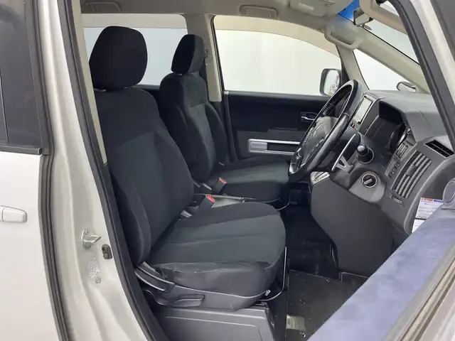 三菱 デリカＤ：５ D－Power package 新潟県 2014(平26)年 6万km ウォームホワイトパール 4WD/DIATONEメモリナビ/　フルセグTV/Bluetooth/CD/DVD/クルーズコントロール/前席シートヒーター/両側パワースライドドア/バックモニター/ビルトインETC/横滑り防止装置/オートライト/パドルシフト/レザーステアリング/禁煙車