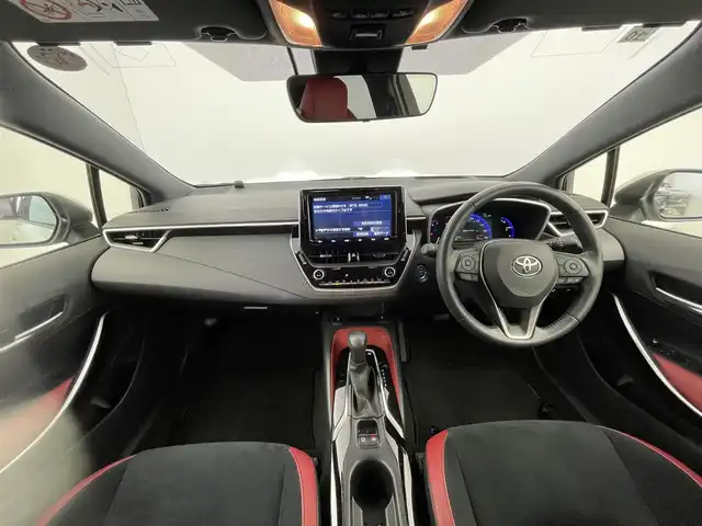 トヨタ カローラ スポーツ ハイブリッドG Z 群馬県 2018(平30)年 6万km ホワイトパールクリスタルシャイン 純正9型ナビ/フルセグTV/CD/DVD再生/Bluetooth接続/バックモニター/トヨタセーフティセンス/衝突被害軽減ブレーキ/車線逸脱警報機能/オートマチックハイビーム/レーダークルーズコントロール/ヘッドアップディスプレイ/ブラインドスポットモニター/シートヒーター/電動パーキングブレーキ/ブレーキホールド/ビルトインETC/ドライブレコーダー/横滑り防止装置/スマートキー/プッシュスタート/クリアランスソナー/フルオートエアコン/純正LEDヘッドライト/純正18インチアルミホイール