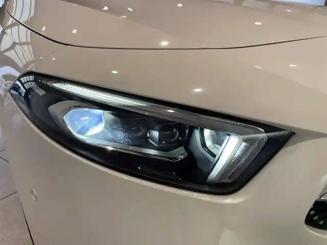 メルセデス・ベンツ Ａ２００ｄ AMGライン 愛知県 2020(令2)年 4.9万km ポーラホワイト レーダーセーフティーＰＫＧ　/ナビゲーションＰＫＧ　/ＭＢＵＸ　/Ｂｌｕｅｔｏｏｔｈ　/バックカメラ　/フルセグＴＶ　/ＡＣＣ　/ＬＫＡ　/ＬＤＷ　/ＢＳＭ　/パワーシート　/ハーフレザー　/シートヒーター　/ドライブレコーダー/ETC２．０/プッシュスタート/ウィンカーミラー/アイドリングストップ