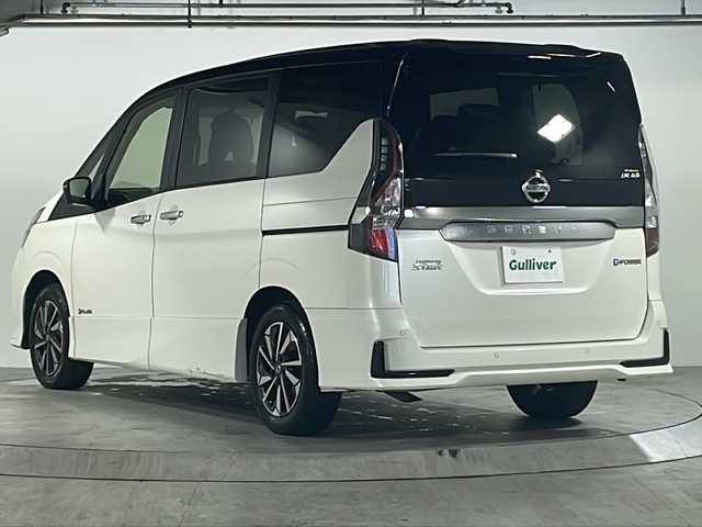 日産 セレナ e－パワー ハイウェイスター V 広島県 2019(令1)年 8.3万km ブリリアントホワイトパール 2トーン プロパイロット /純正10インチナビ/CD/DVD/Blu-ray/DTV/Bluetooth/アラウンドビューモニター/社外フリップダウンモニター/両側パワースライドドア /LEDオートライト/オートマチックハイビーム /ビルトインETC/ドライブレコーダー/コーナーセンサー /BSM/スマートキー/プッシュスタート /フロアマット/後席エアコン