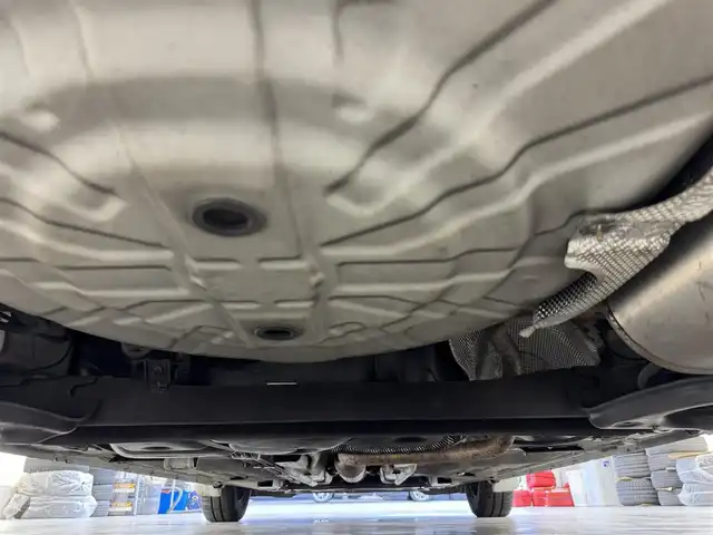 日産 ノート X DIG－S Vセレ +セーフ 滋賀県 2014(平26)年 8.8万km ブリリアントシルバー 社外ナビ/前方ドライブレコーダー/コーナーセンサー/レーンキープアシスト/オートライト/プッシュスタート/スマートキー/スペアキー