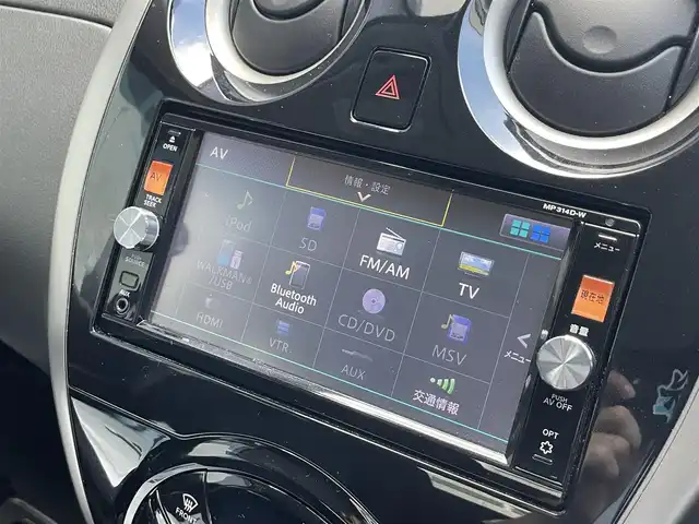 日産 ノート X DIG－S Vセレ +セーフ 滋賀県 2014(平26)年 8.8万km ブリリアントシルバー 社外ナビ/前方ドライブレコーダー/コーナーセンサー/レーンキープアシスト/オートライト/プッシュスタート/スマートキー/スペアキー