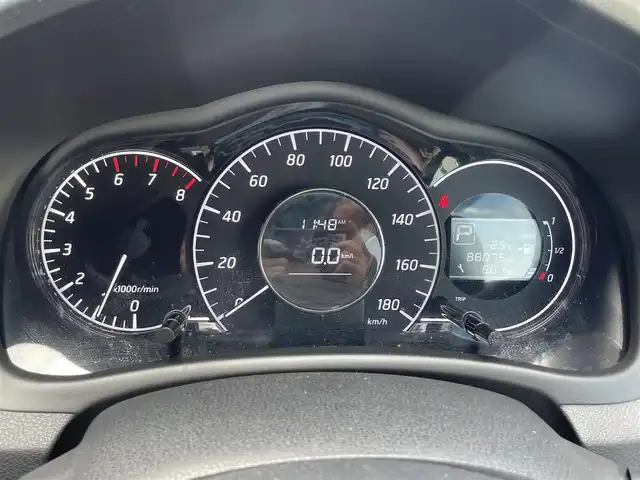 日産 ノート X DIG－S Vセレ +セーフ 滋賀県 2014(平26)年 8.8万km ブリリアントシルバー 社外ナビ/前方ドライブレコーダー/コーナーセンサー/レーンキープアシスト/オートライト/プッシュスタート/スマートキー/スペアキー
