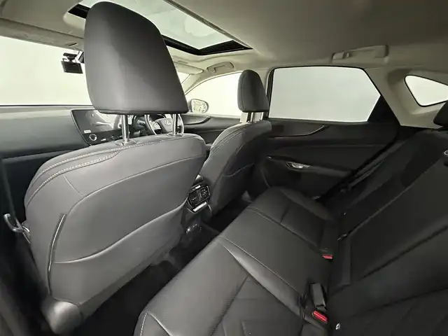 レクサス ＮＸ 350h バージョンL 道央・札幌 2023(令5)年 2.4万km グラファイトブラックガラスフレーク ・４WD/・サンルーフ/・プリクラッシュセーフティ/・レーンディパーチャーアラート/・フロントクロストラフィックアラート/・リアクロストラフィックアラート/・プロアクティブドライビングアシスト/・ロードサインアシスト/・ブラインドスポットモニター/・メーカーナビ/・全方位カメラ/・フルセグTV/・Bluetooth/・パワーバックドア/・レザーシート/・シートヒーター/・シートクーラー/・メモリシート/・ビルトインETC/・パドルシフト/・LEDヘッドライト