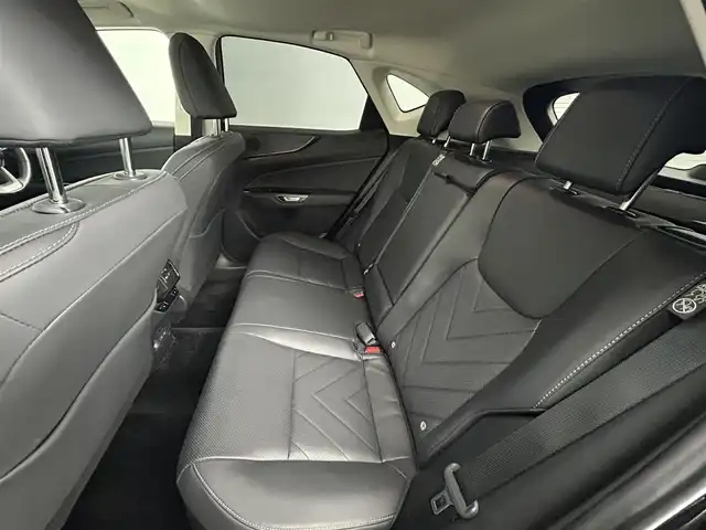 レクサス ＮＸ 350h バージョンL 道央・札幌 2023(令5)年 2.4万km グラファイトブラックガラスフレーク ・４WD/・サンルーフ/・プリクラッシュセーフティ/・レーンディパーチャーアラート/・フロントクロストラフィックアラート/・リアクロストラフィックアラート/・プロアクティブドライビングアシスト/・ロードサインアシスト/・ブラインドスポットモニター/・メーカーナビ/・全方位カメラ/・フルセグTV/・Bluetooth/・パワーバックドア/・レザーシート/・シートヒーター/・シートクーラー/・メモリシート/・ビルトインETC/・パドルシフト/・LEDヘッドライト
