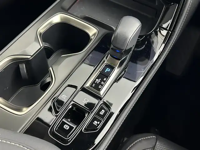 レクサス ＮＸ 350h バージョンL 道央・札幌 2023(令5)年 2.4万km グラファイトブラックガラスフレーク ・４WD/・サンルーフ/・プリクラッシュセーフティ/・レーンディパーチャーアラート/・フロントクロストラフィックアラート/・リアクロストラフィックアラート/・プロアクティブドライビングアシスト/・ロードサインアシスト/・ブラインドスポットモニター/・メーカーナビ/・全方位カメラ/・フルセグTV/・Bluetooth/・パワーバックドア/・レザーシート/・シートヒーター/・シートクーラー/・メモリシート/・ビルトインETC/・パドルシフト/・LEDヘッドライト