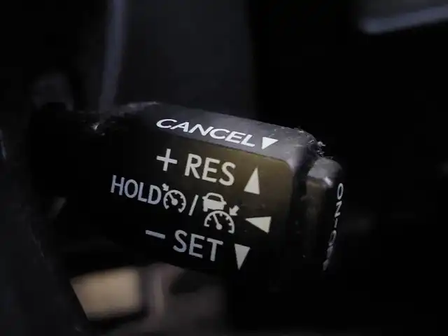 トヨタ ランドクルーザー プラド TX Lパッケージ 東京都 2020(令2)年 2.7万km ブラック ワンオーナー /トヨタセーフティセンス/・プリクラッシュセーフティ/・歩行者検知/・先行車発進告知機能/・車線維持支援/・渋滞追従機能/・自動ハイビーム/4WD /ルーフレール/純正ナビ /・FM/AM/CD/DVD/・フルセグTV/Bluetooth/バックカメラ /レザーシート /D/Nパワーシート /シートヒーター/ベンチレーション/MTモード付AT /コーナーセンサー /純正17インチアルミホイール /純正フロアマット/エンジンスタートボタン /スマートキー/スペアキー有/保証書/取扱説明書