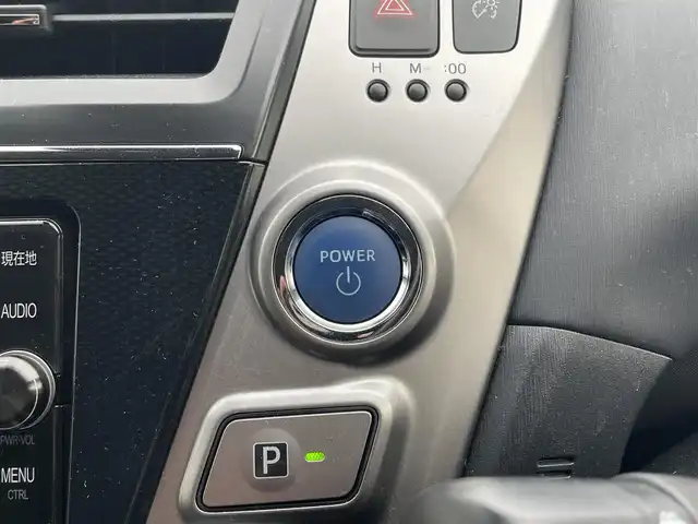 トヨタ プリウス α G 静岡県 2018(平30)年 8.2万km シルバーM ワンオーナー　/純正ナビ　/・フルセグＴＶ　/・Ｂｌｕｅｔｏｏｔｈ接続　/・ＤＶＤ再生　/追従クルコン　/プッシュスタート　/スマートキー　/スペアキー　/ステアリングスイッチ/ハーフレザー　/Ｄ席パワーシート　/ＬＥＤオートライト　/オートハイビーム/取扱説明書/保証書