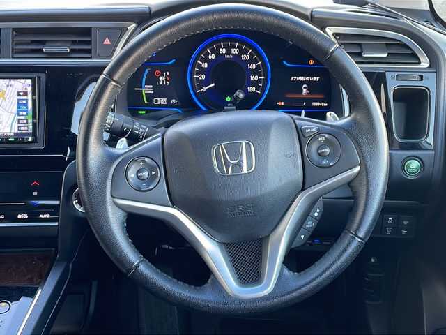 ホンダ シャトル ハイブリッド X 福島県 2015(平27)年 10.4万km ミッドナイトブルービームM 4WD ナビ フルセグTV シティブレーキ クルーズコントロール ETC パドルシフト 革巻きステアリング オートライト フォグランプ 社外アルミホイール 横滑り防止 スマートキー