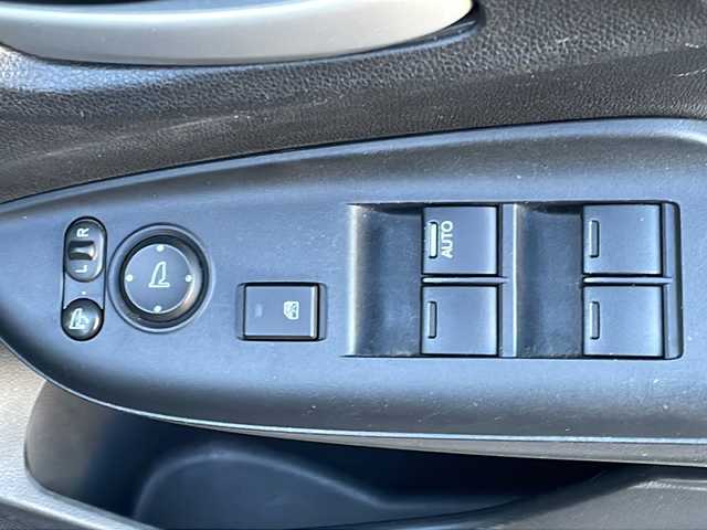 ホンダ シャトル ハイブリッド X 福島県 2015(平27)年 10.4万km ミッドナイトブルービームM 4WD ナビ フルセグTV シティブレーキ クルーズコントロール ETC パドルシフト 革巻きステアリング オートライト フォグランプ 社外アルミホイール 横滑り防止 スマートキー