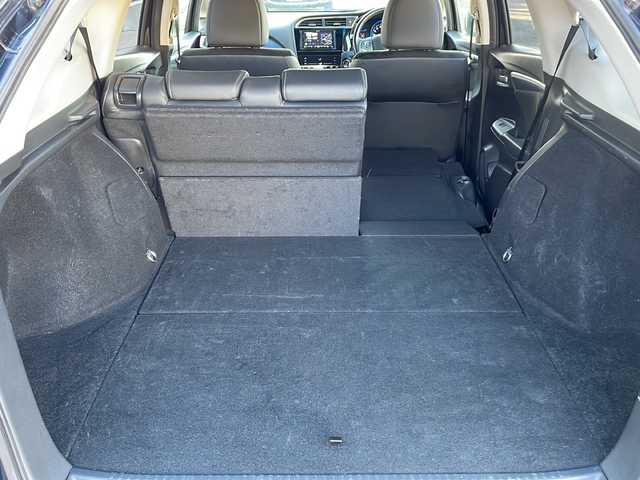 ホンダ シャトル ハイブリッド X 福島県 2015(平27)年 10.4万km ミッドナイトブルービームM 4WD ナビ フルセグTV シティブレーキ クルーズコントロール ETC パドルシフト 革巻きステアリング オートライト フォグランプ 社外アルミホイール 横滑り防止 スマートキー