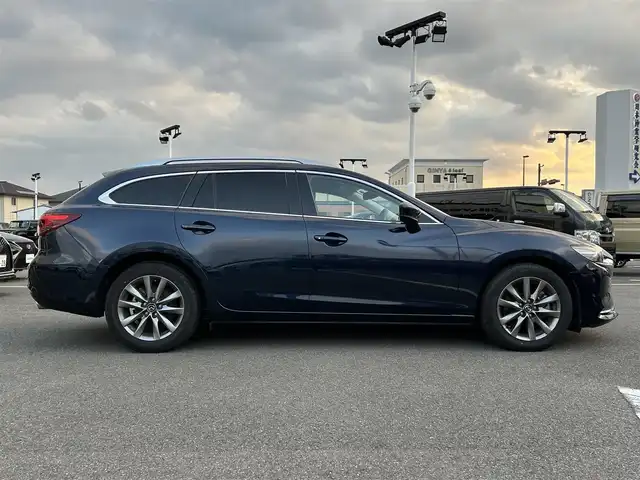 マツダ マツダ６ワゴン XD プロアクティブ 長崎県 2020(令2)年 3.4万km ディープクリスタルブルーマイカ ワンオーナー/マツダコネクトナビ(BT/FM/AM/CD/DVD/フルセグTV)/全面オートウィンドウ/パドルシフト/レーダークルーズコントロール/アラウンドビュー/ETC/前後ドラレコ/純正フロアマット/純正17インチアルミホイール/運転席パワーシート/メモリーシート/前席シートヒーター/ルーフレール/ヘッドアップディスプレイ/ブラインドスポットモニター/前後コーナーセンサー/アイドリングストップ/ABS/横滑り防止装置/路外逸脱警報/イモビライザーシステム/オートライト/オートハイビーム/純正LEDヘッドライト/衝突被害軽減ブレーキ/SRSダブル・サイドエアバッグ/SRSカーテンエアバッグ/ISOFIX