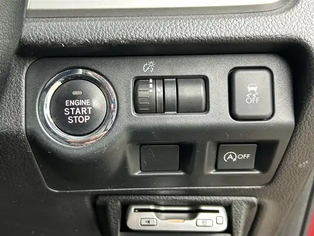 スバル インプレッサ ＸＶ 2．0i－L アイサイト 千葉県 2013(平25)年 7.1万km ヴェネチアンレッドパール 4WD/禁煙車/社外ナビ/・AVIC-ZH99/・CD/DVD/BT/フルセグ/バックカメラ/アイサイト/レーダークルーズコントロール/D席パワーシート/HIDヘッドライト/オートライト/フォグライト/パドルシフト/ETC/純正17インチアルミホイール/スマートキー