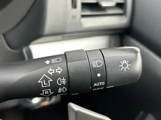 スバル インプレッサ ＸＶ 2．0i－L アイサイト 千葉県 2013(平25)年 7.1万km ヴェネチアンレッドパール 4WD/禁煙車/社外ナビ/・AVIC-ZH99/・CD/DVD/BT/フルセグ/バックカメラ/アイサイト/レーダークルーズコントロール/D席パワーシート/HIDヘッドライト/オートライト/フォグライト/パドルシフト/ETC/純正17インチアルミホイール/スマートキー