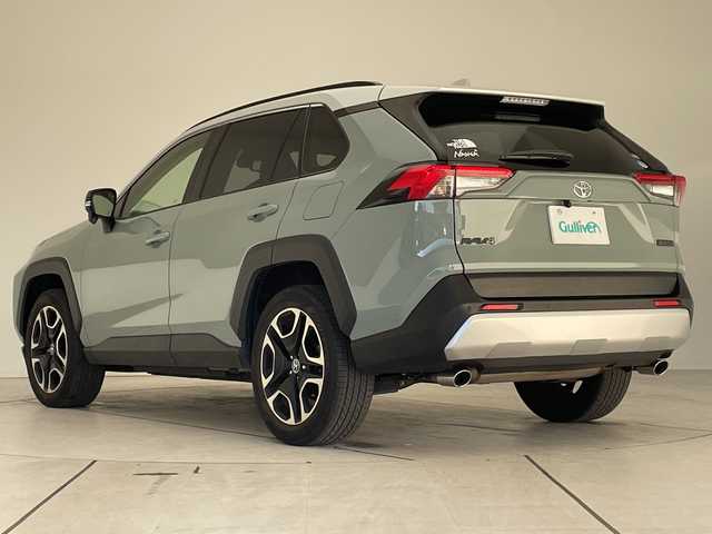 トヨタ ＲＡＶ４ アドベンチャー 愛知県 2019(平31)年 5.9万km アッシュグレーメタリック/アーバンカーキ トヨタセーフティセンス/SDナビ　SDカードなし/レーダークルーズコントロール/バックカメラ/パワーシート/コーナーセンサー/純正アルミホイール/ルーフレール/ETC/４WD/LEDヘッドライト/レーンキープアシスト/ダウンヒルアシストコントロール/オートマチックハイビーム/ドライブレコーダー/衝突軽減システム/フルセグ/CD DVD/Bluetooth/ステアリングスイッチ/スマートキー/プッシュスタート