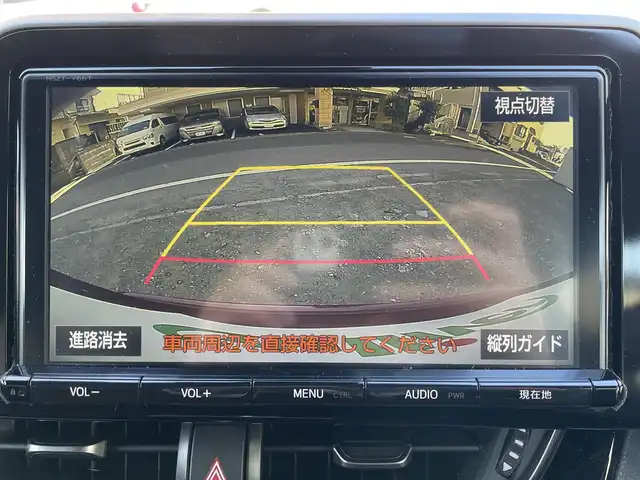 トヨタ Ｃ－ＨＲ G 東京都 2017(平29)年 3.1万km センシュアルレッドマイカ ワンオーナー/純正メモリナビ(NSZT-Y66T)/　(フルセグTV/Bluetooth/SD)/バックカメラ/ビルトインETC2.0/ハーフレザーシート/前席シートヒーター/TOYOTA Safety Sense P/・レーダークルーズ コントロール/・プリクラッシュセーフティ/・レーンディパーチャーアラート/・先行車発進告知機能/・オートマチックハイビーム/ブラインドスポットモニター/横滑り防止機能/スマートキー/純正18インチアルミホイール/純正LEDヘッドライト/純正フロアマット/カーテンエアバック/スペアキー1本/保証書/取扱説明書