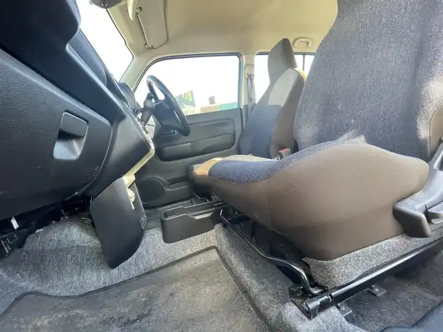 スズキ アルト A 長野県 2023(令5)年 5.4万km ダスクブルーメタリック ワンオーナー/ケンウッドカーオーディオ/AM/FM/Bluetooth/USB/AUX/オートライト/オートハイビーム/コーナーセンサー/シートヒーター/純正フロアマット/4WD/リモコンキー/ノーマルタイヤ有