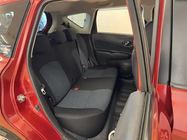 日産 ノート X エアロスタイル 群馬県 2015(平27)年 3万km ラディアントレッド 全方位モニター/車線逸脱警報/ステアリングスイッチ/アームレスト/プッシュスタート/スマートキー/電動格納ミラー/自動防眩ミラー/前方ドライブレコーダー/純正フロアマット/ドアバイザー/ETC