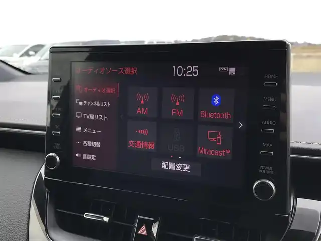 トヨタ カローラ ハイブリット ダブルバイビー 鳥取県 2019(令1)年 6.6万km ブラックマイカ ４・W・D/純正9インチディスプレイオーディオ/（ナビキット/フルセグ/CD/DVD/BT/USB）/バックカメラ・ETC２．０/トヨタセーフティセンス/ブラインドスポットモニター/レーダークルーズコントロール/コーナーセンサー/ドライブレコーダー/ハーフレザーシート/LEDヘットライト/フォグライト/純正17インチアルミホイール/プッシュエンジンスタート/スマートキー/フロアマット/ドアバイザー