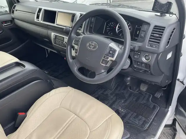 トヨタ ハイエース グランドキャビン 福島県 2023(令5)年 4万km ホワイトパールクリスタルシャイン ワンオーナー/４ＷＤ/純正ナビ/フルセグＴＶ/ＣＤ・ＤＶＤ/ＦＭ・ＡＭ/Ｂｌｕｅｔｏｏｔｈ/ＥＴＣ／ドラレコ/片側パワスラ/全周囲カメラ/レーンアシスト/デジタルインナーミラー/レーダー探知機