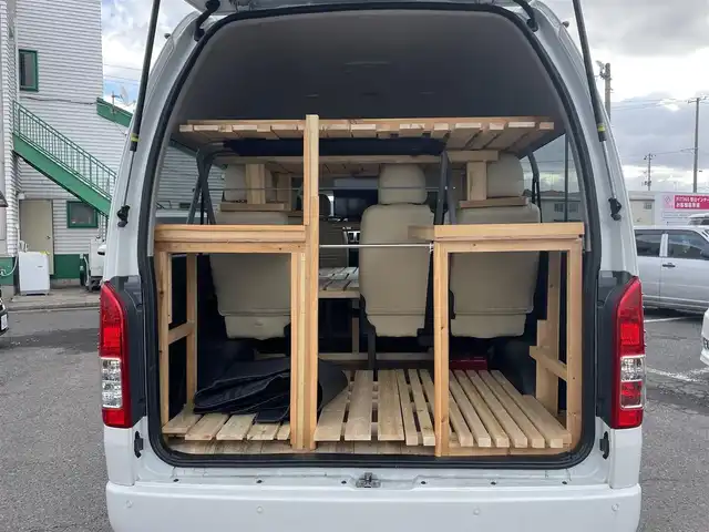 トヨタ ハイエース グランドキャビン 福島県 2023(令5)年 4万km ホワイトパールクリスタルシャイン ワンオーナー/４ＷＤ/純正ナビ/フルセグＴＶ/ＣＤ・ＤＶＤ/ＦＭ・ＡＭ/Ｂｌｕｅｔｏｏｔｈ/ＥＴＣ／ドラレコ/片側パワスラ/全周囲カメラ/レーンアシスト/デジタルインナーミラー/レーダー探知機