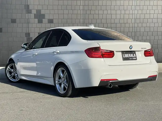 ＢＭＷ ３２０ｉ