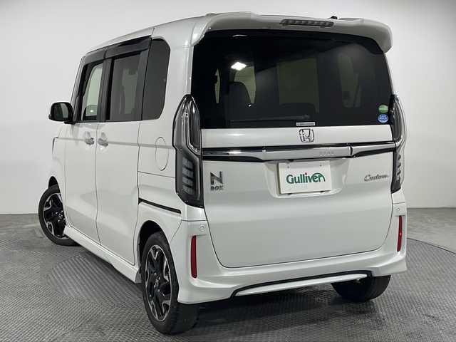 ホンダ Ｎ ＢＯＸ カスタム G L ターボ ホンダセンシング 広島県 2018(平30)年 4.1万km プラチナホワイトパール 純正ナビ/両側パワースライドドア/バックカメラ/ホンダセンシング/・衝突軽減ブレーキ/・レーンキープアシスト/・オートハイビーム/・アダプティブクルーズコントロール/・誤発進抑制機能/コーナーセンサー/ハーフレザーシート/パドルシフト/ステアリングスイッチ/LEDヘッドライト/オートライト/純正アルミホイール/ドライブレコーダー/ETC