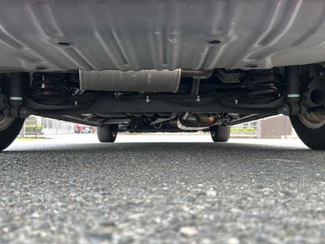 日産 セレナ e－パワー ハイウェイスター V 大阪府 2018(平30)年 4.4万km マルーンレッド 2トーン プロパイロット/純正メモリナビゲーション/Bluetooth　CD　DVD　SD　AM　FM/全方位カメラ/前方ドライブレコーダー/ビルトインETC/両側パワースライドドア/ハンズフリーオートスライドドア/フリップダウンモニター/前席シートヒーター/ステアリングヒーター/革巻きステアリング/ステアリングリモコン/LEDヘッドライト/フォグライト/純正フロアマット/盗難防止装置/保証書
