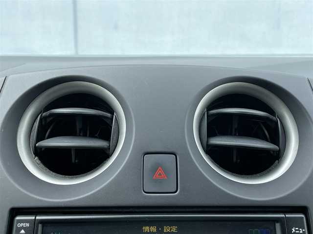 日産 ノート X 千葉県 2020(令2)年 2.6万km ブリリアントホワイトパール 衝突軽減ブレーキ/レーンキープアシスト/コーナーセンサー(前後)/純正7インチメモリナビ(MJ119D-W)/　フルセグ/BT/CD/AUX/アラウンドビューモニター/ステアリングスイッチ/デジタルインナーミラー/ETC/アイドリングストップ/スマートキー/プッシュスタート/LEDヘッドライト/オートライト/オートハイビーム/純正フロアマット