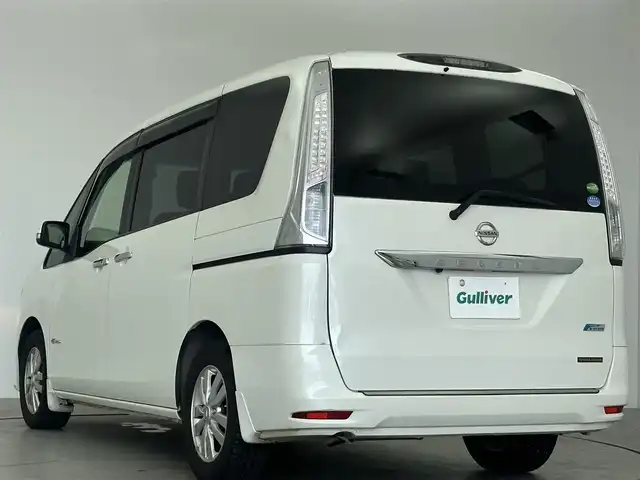 日産 セレナ 20X Sハイブリッド 愛知県 2015(平27)年 11.4万km ブリリアントホワイトパール 社外ECLIPSEナビ/(CD/DVD/BT/フルセグ)/両側パワースライドドア/前方ドラレコ/ETC/バックカメラ/横滑り防止/盗難防止/三列シート/ウォークスルー/スペアキー/社外フロアマット/純正アルミホイール/スタッドレス4本車載