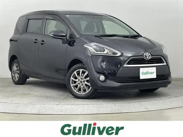 トヨタ シエンタ G 道央・札幌 2017(平29)年 10.2万km ブラックマイカ ・４WD/・寒冷地仕様/・社外SDナビ/・CD/DVD/SD/BT/iPod/USB/・フルセグTV/・バックカメラ/・ETC/・両側パワースライドドア/・盗難防止装置/・横滑り防止装置/・オートライト/・LEDヘッドライト/・ステアリングスイッチ/・ドアバイザー/・社外15インチAW/・純正15インチAW＋スタッドレスタイヤ積込/・プッシュスタート/・スマートキー/・スペアキー/・純正エンジンスターター/・純正フロアマット/・保証書/・取扱説明書