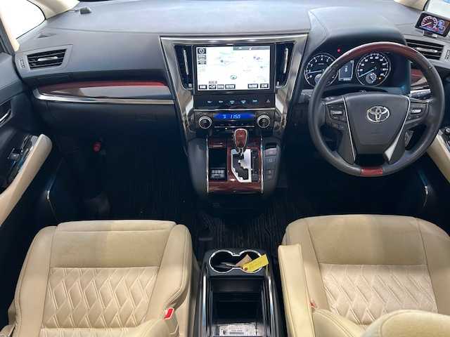 トヨタ アルファード G 宮城県 2017(平29)年 3.1万km ブラック Toyota safety Sense/・プリクラッシュセーフティ/・レーンディパーチャーアラート/・プロアクティブドライビングアシスト/・クルーズコントロール/ディーラーオプション純正SDナビ/純正ビルドインETC2.0/Bluetooth/純正後席用フリップダウンモニター/バックカメラ/フルセグTV/サンルーフ/純正フロアマット/ドライブレコーダー/パワーシート/両側パワースライドドア/電動リアゲート/コーナーセンサー/純正アルミホイール