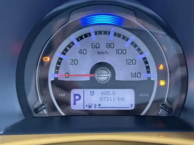 スズキ ハスラー X 島根県 2016(平28)年 8.8万km アクティブイエロー/ブラック2トーンルーフ デュアルカメラブレーキサポート/純正ナビ/CD/DVD/DTV/Bluetooth/シートヒーター /アイドリングストップ/HIDオートライト/ステアリングスイッチ/スマートキー/スペアキー /プッシュスタート /純正フロアマット/純正ドアバイザー