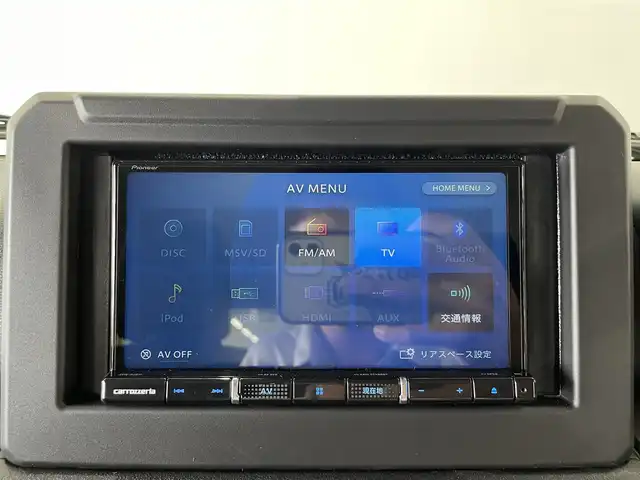 スズキ ジムニー XC 群馬県 2025(令7)年 0.1千km ブルーイッシュブラックパール3 届け出済み未使用車　登録時走行距離15km/スズキセーフティサポート/・デュアルセンサーブレーキサポート/・車線逸脱警報機能/・ふらつき警報機能/・先行車発進お知らせ機能/・ハイビームアシスト/・標識認識/社外ナビ（AVIC-RZ811)/CD/FM/AM/Bluetooth/DVD/フルセグTV/クルーズコントロール/前席シートヒーター/LEDヘッドライト/フォグランプ/純正アルミホイール/ダウンヒルアシストコントロール/プッシュスタート/スマートキー