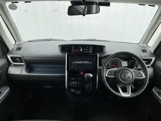 トヨタ ルーミー カスタムG 千葉県 2022(令4)年 1.6万km ブラックマイカメタリック/パールホワイト2トーン スマートアシスト/　・衝突回避・軽減ブレーキ機能 /・オートハイビーム/・誤発進抑制機能/・車線逸脱警報＆逸脱抑制制御/・先行車発進お知らせ機能/・進入禁止標識認識機能/レーダークルーズコントロール/コーナーセンサー /パノラミックビューモニター/両側パワースライドドア/純正9インチメモリナビ/　CD/DVD/BT/フルセグTV/電子パーキング/オートホールド/前席シートヒーター