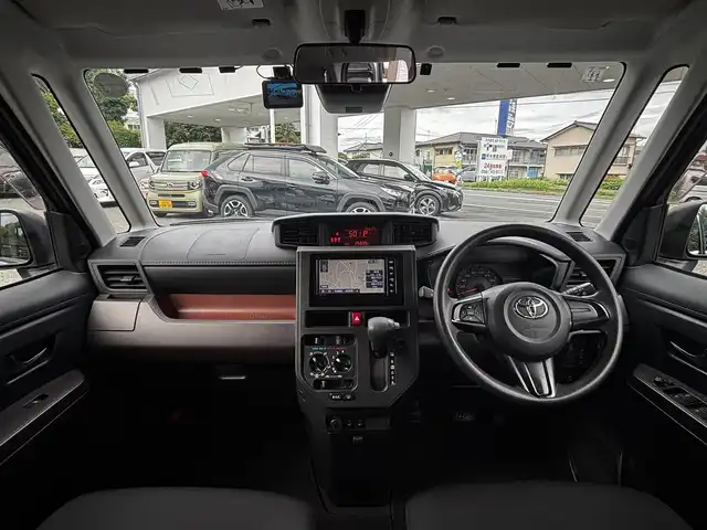 トヨタ ルーミー X S 熊本県 2018(平30)年 3.6万km ブライトシルバーM ワンオーナー/純正ナビ（NSZT-W68T）/【フルセグTV/CD/DVD/Bluetooth/ラジオ】/バックカメラ/片側パワースライドドア/プリクラッシュセーフティ/コーナーセンサー/アイドリングストップ/横滑り防止機能/前席シートヒーター/ドライブレコーダー（AN-R066）/ビルトインETC/オートライト/オートハイビーム/フォグランプ/純正フロアマット/純正ドアバイザー/スマートキー/保証書/取扱説明書